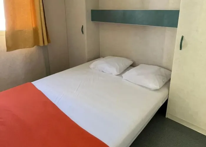 De Charme - 5 Pers. - Api-1-52-2139 Camping
